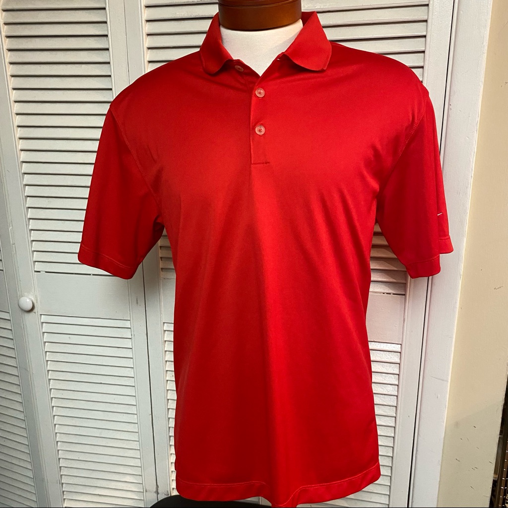 Nike Golf Dry Fit Short Sleeve Large Nike Golf Dry Fit Short Sleeve Large